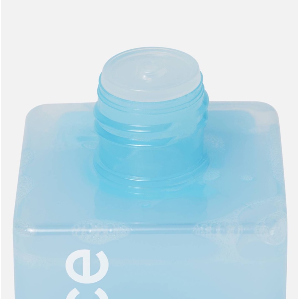 Florence By Mills SOAK IT IN BLUE LIGHT PROTECTION TONER. Brand New. MSRP $24 - Picture 2 of 2